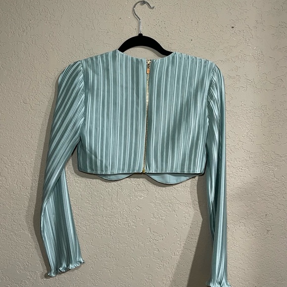 AiiFOS | Resort Nights Christina Pleated Crop Top + Skirt Set In Misty Blue - Picture 4 of 9